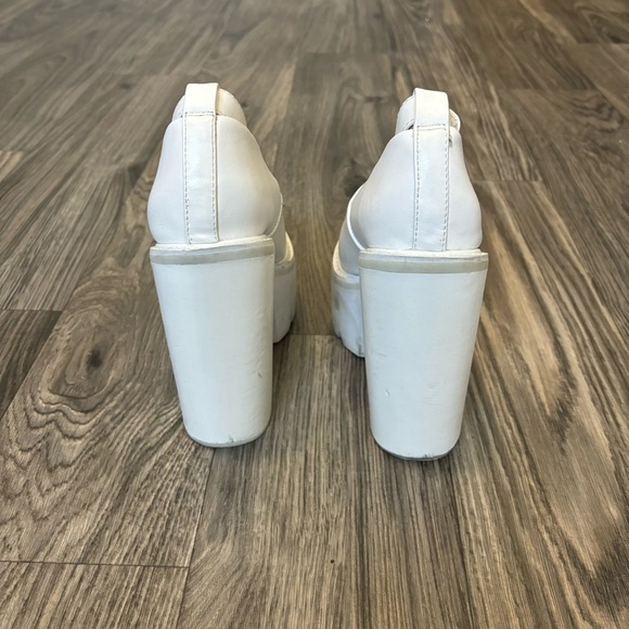 Jeffrey Campbell The Scully Platform Shoes - Picture 6 of 9